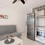 Geranios 304 Адехе