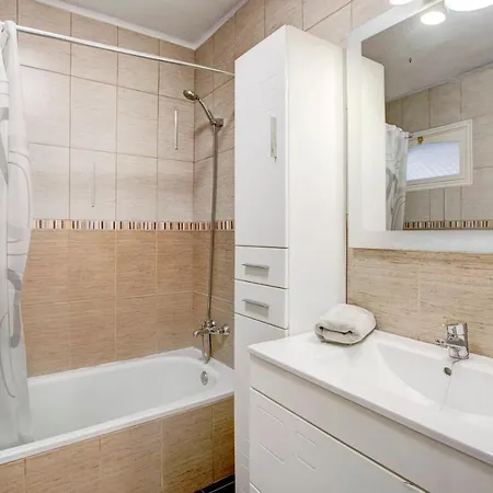 Apartman Geranios 304 *