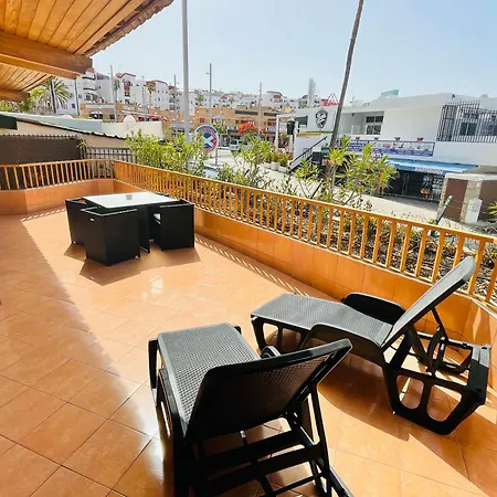 Apartment Geranios 304 *