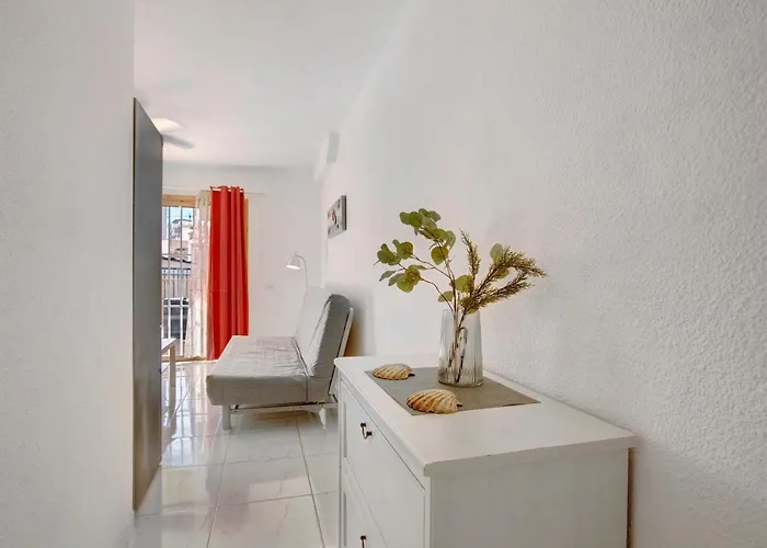 דירה Geranios 304 *